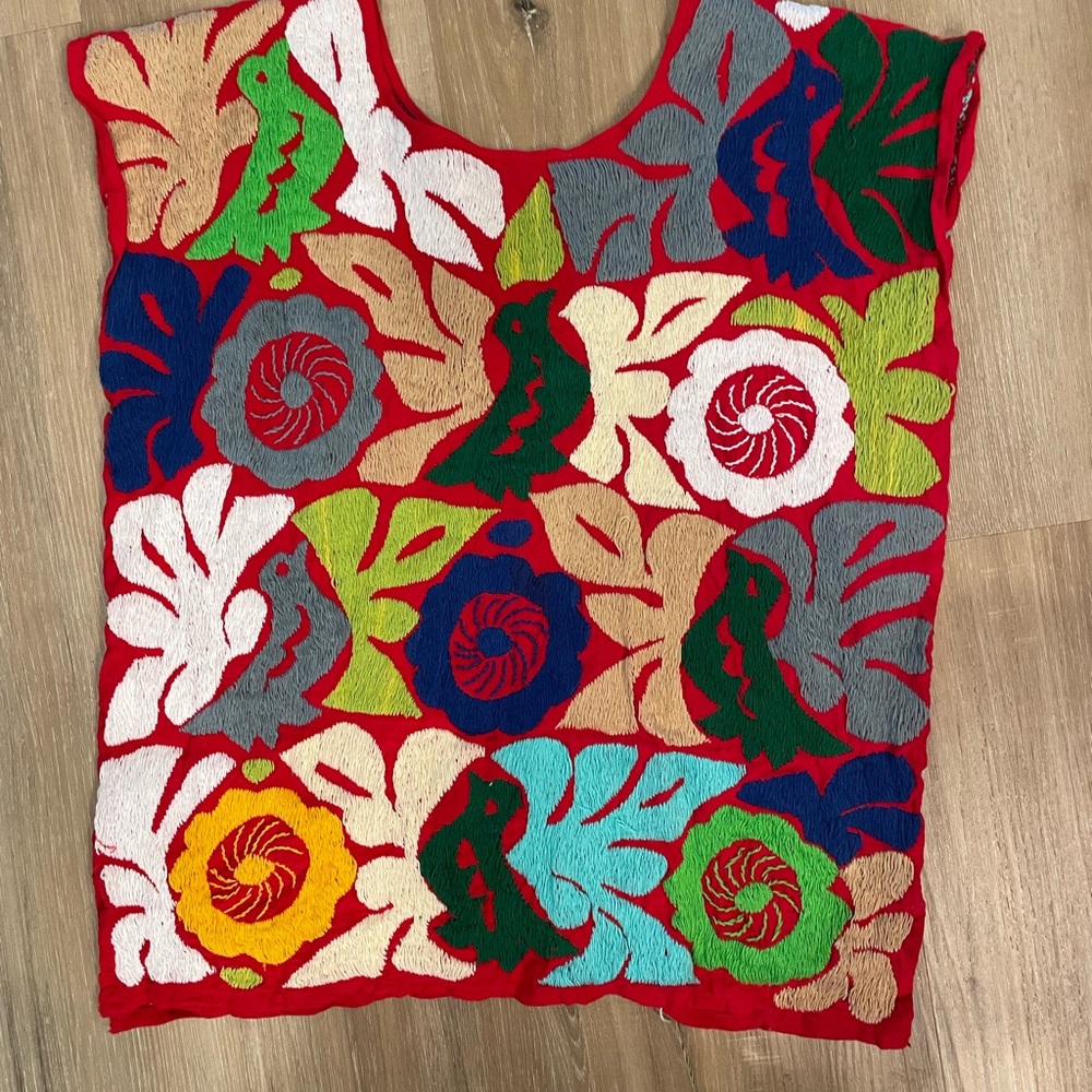 MulticolorJalapa Mexican Blouse Hand Embroider size small.